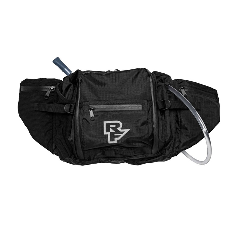 Race Face Stash 3L Hip Bag – Stealth Stealth